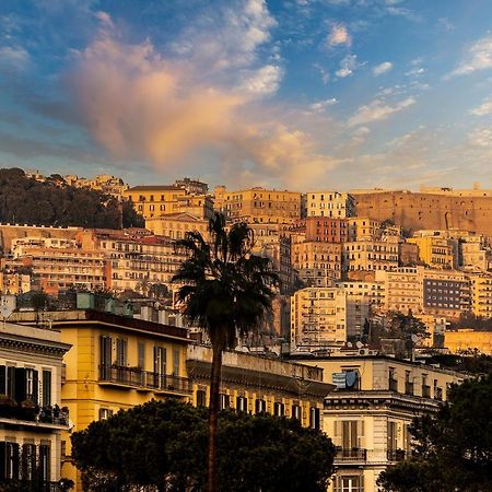 Le Stanze Del Barone Bed and Breakfast Napoli Eksteriør billede