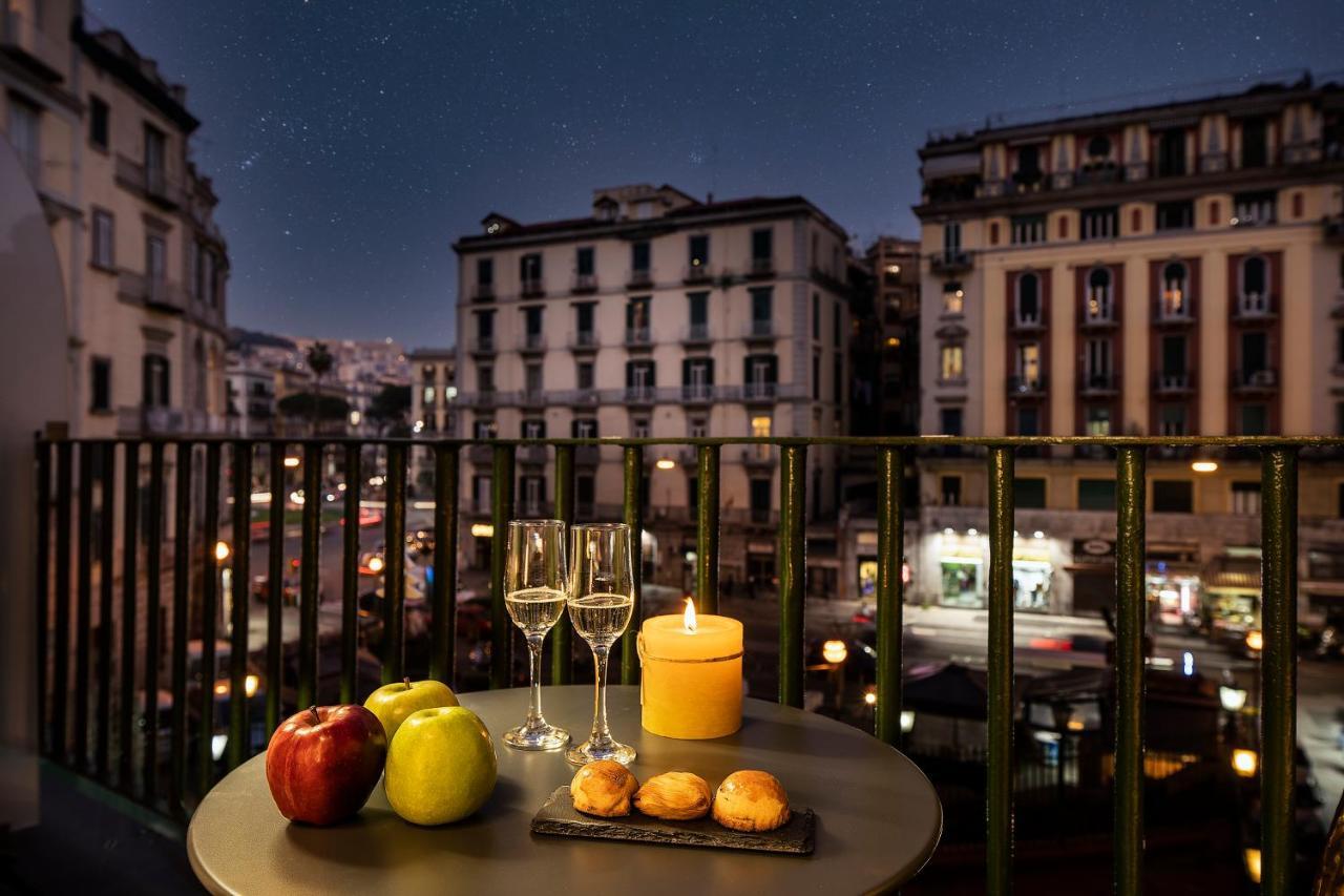 Le Stanze Del Barone Bed and Breakfast Napoli Eksteriør billede