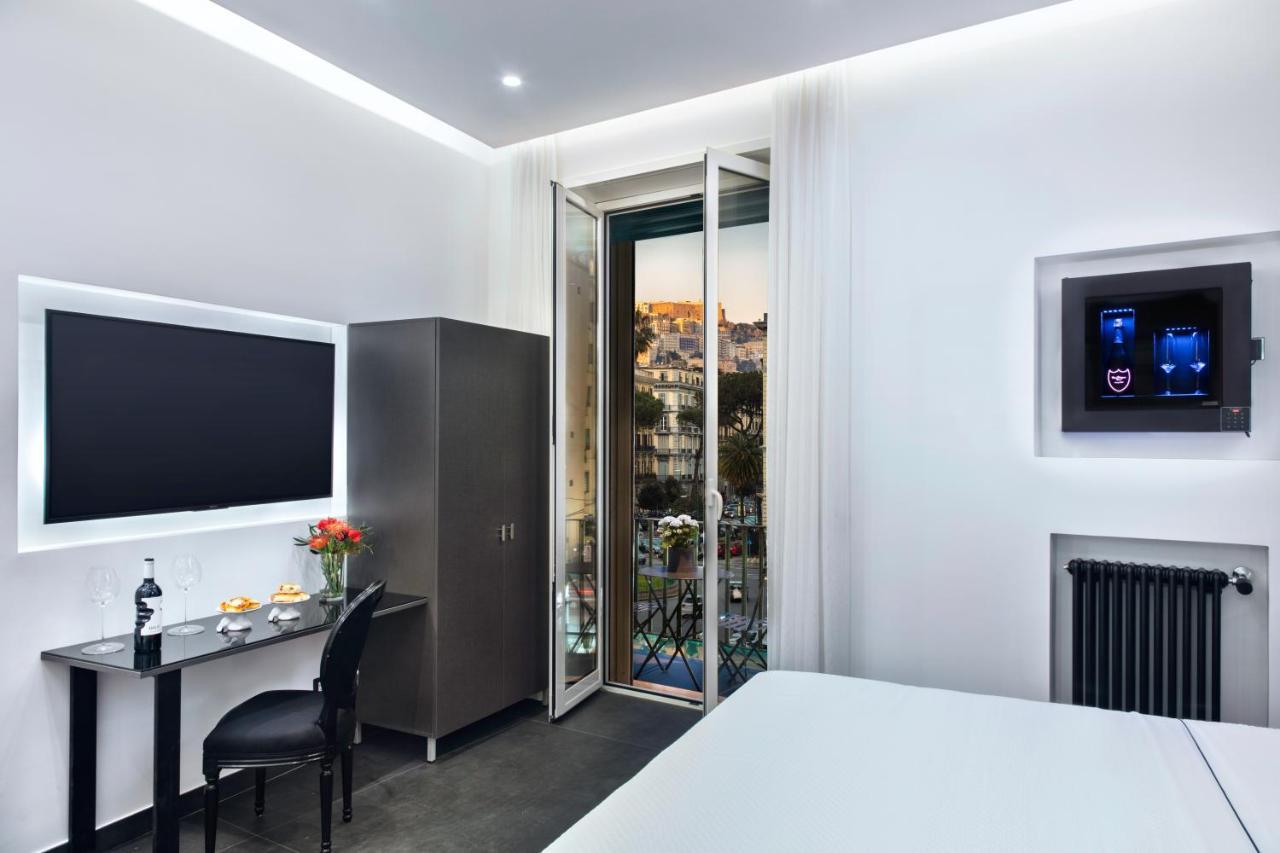 Le Stanze Del Barone Bed and Breakfast Napoli Eksteriør billede